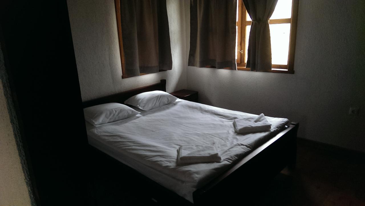 Ethnocomplex Krivini Hotel Buitenkant foto