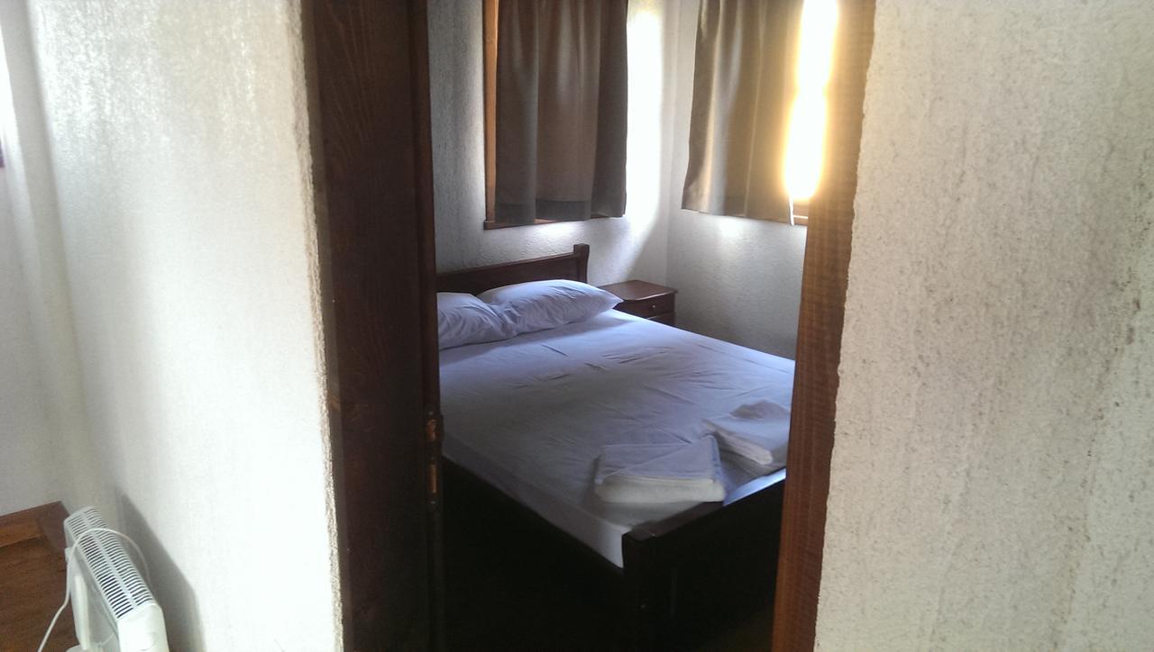 Ethnocomplex Krivini Hotel Buitenkant foto